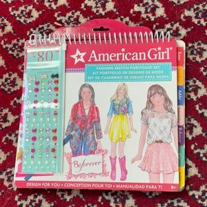 AMERICAN GIRL Fashion School Sketch Portfolio Set - Like new